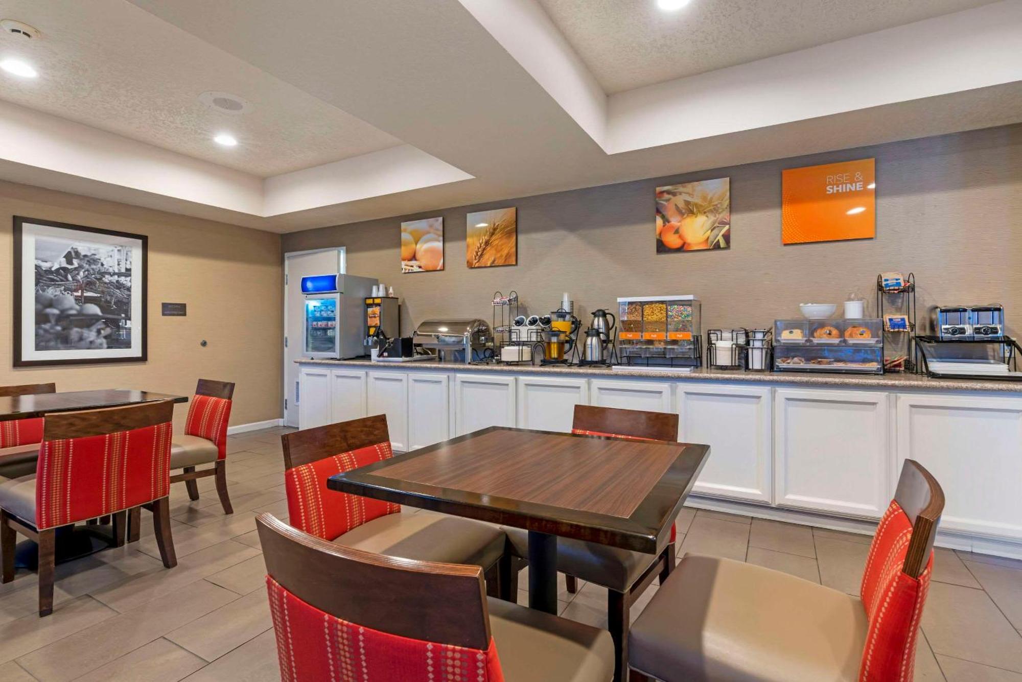 Comfort Inn Lathrop Stockton Airport Εξωτερικό φωτογραφία